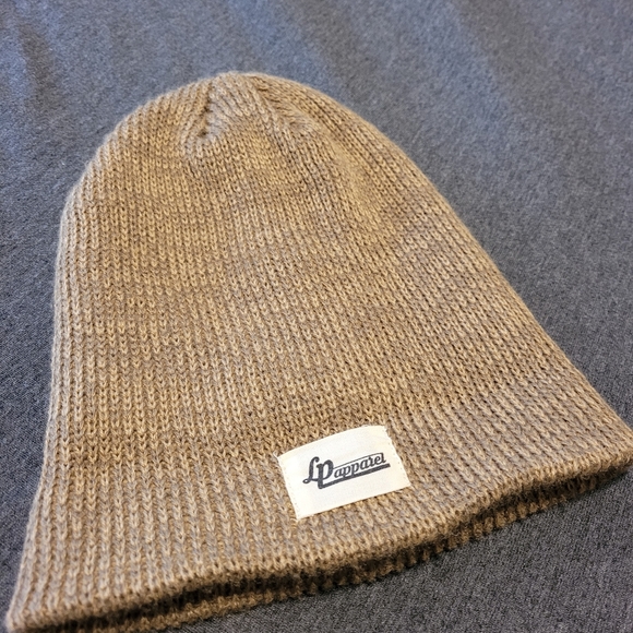 Bundle for 10$ - Beanie/tuque - Picture 5 of 6